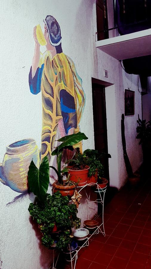 Casa Residencial Maya Inn Hostel Sucre Esterno foto